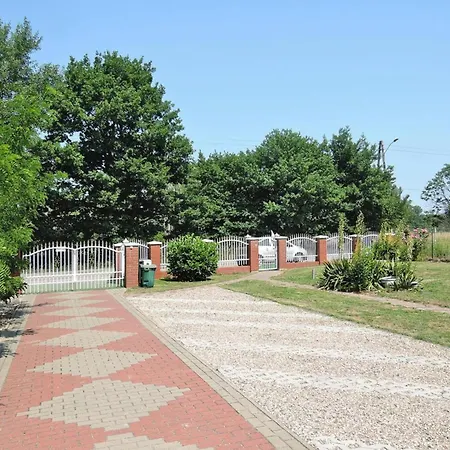 In Nowe Warpno, Cleaning Included