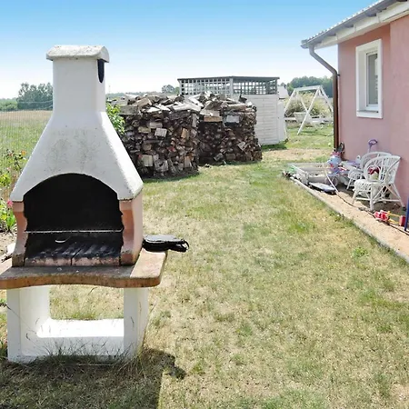 In Nowe Warpno, Cleaning Included